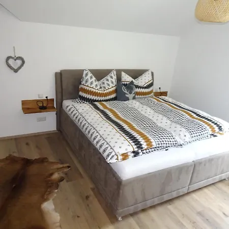 Chalet Catina - Chalet Bergwiese *